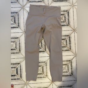 Lululemon Train Times 7/8 Pant Size 10 25”